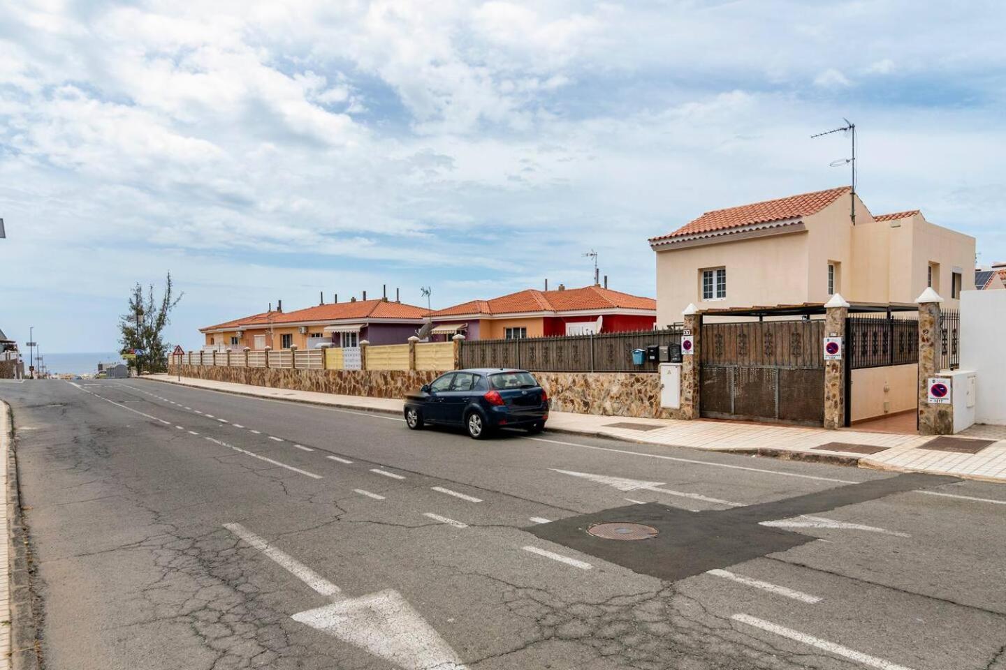 Villa Aspen Gran Canaria Arguineguin Exterior photo